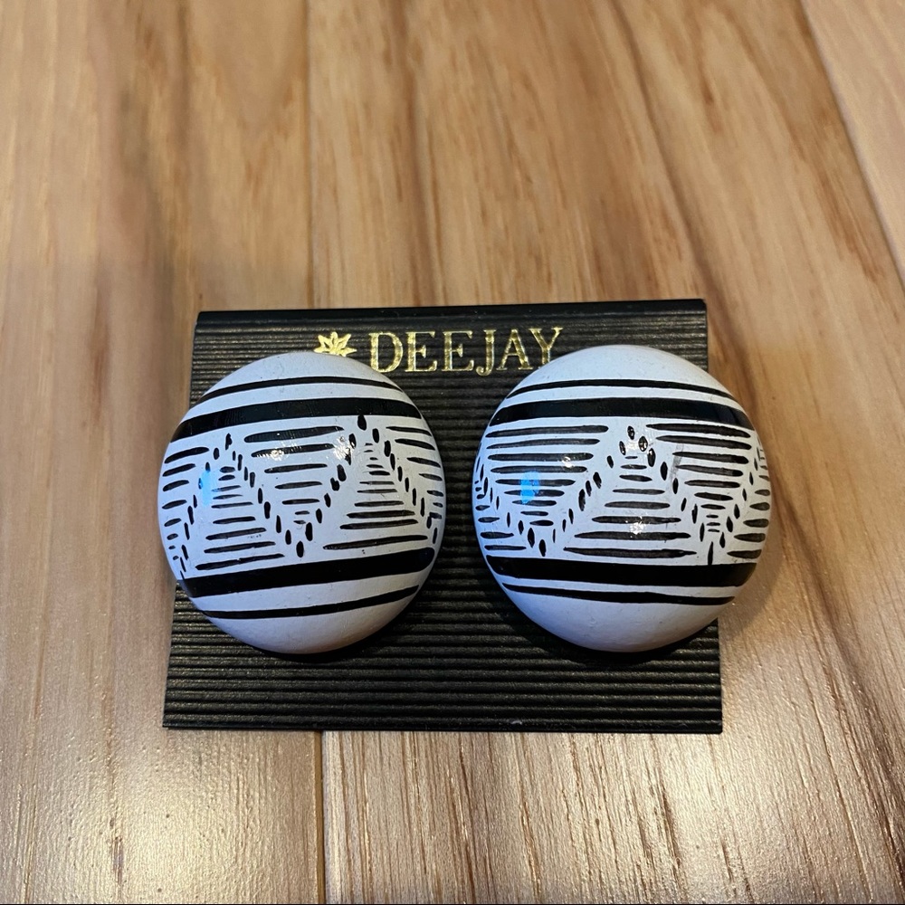 Vintage Hand Painted Round Black and White Tribal Chevron Post Back Earrings